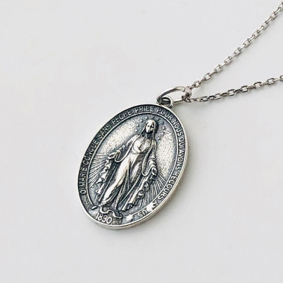 Catalina - Medalla Milagrosa
