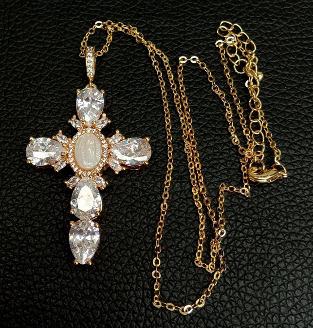 Lourdes - Colgante Cruz y Virgen María Dorado